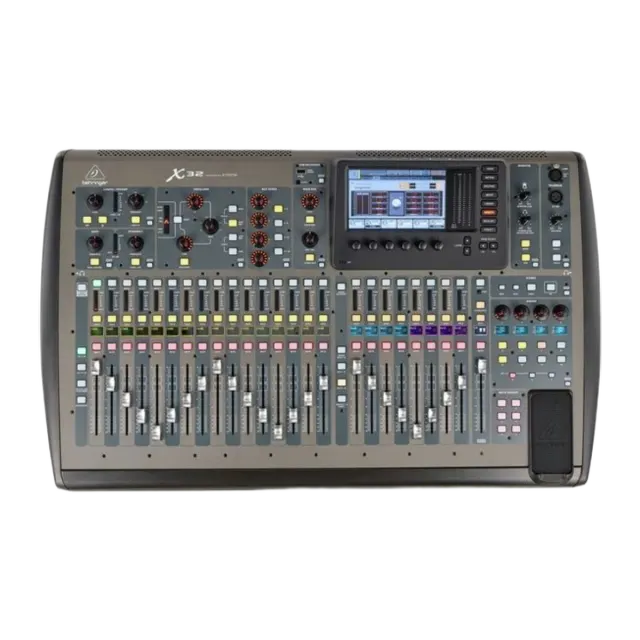 Behringer x32: Front